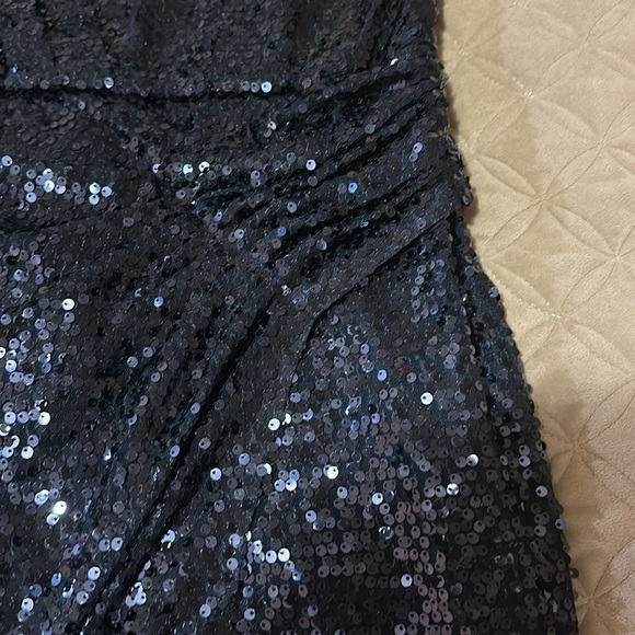 ITMFL High Neck Sequence Dress - Picture 4 of 6